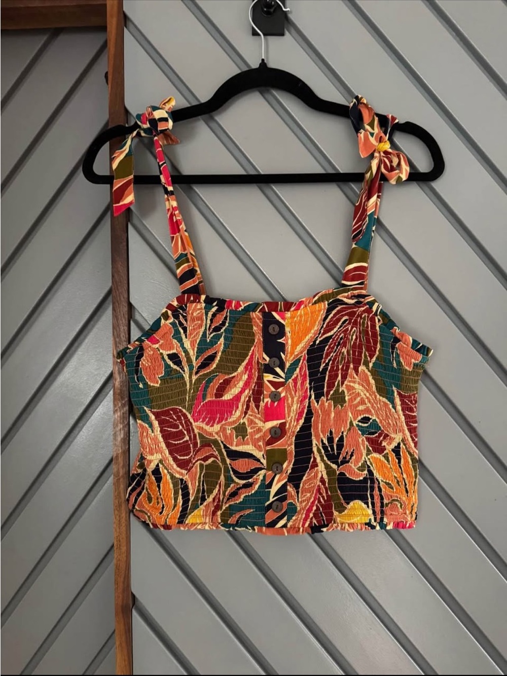 Patrons of Peace Tropical Leaf Tie-Shoulder Crop Top - Green, Orange, Red